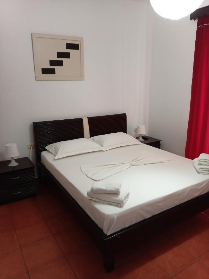 Hotel Villa Ruci คซามิล ภายนอก รูปภาพ