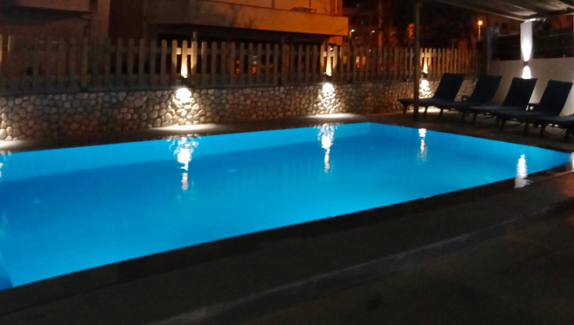 Hotel Villa Ruci คซามิล ภายนอก รูปภาพ